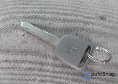 2005 Honda Accord 2.4 Lx from USA, damaged, VIN 1HGCM56455A087597